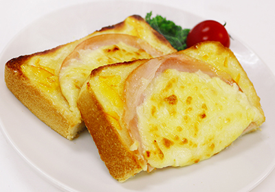 ハムとジャムのチーズトースト