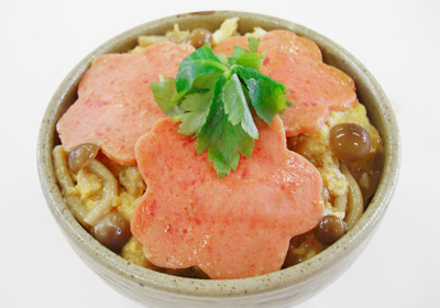 花ソーセージの玉子丼